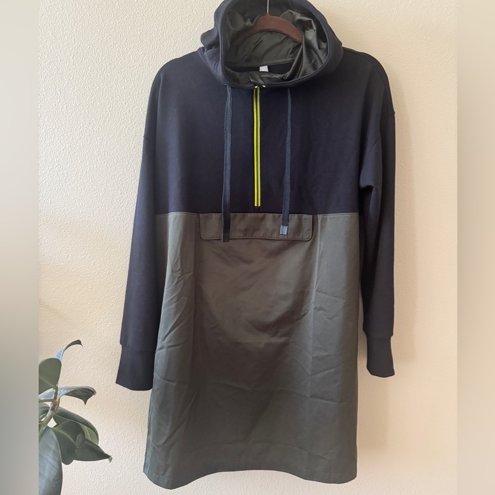 NWOT Athleta Radiant Hybrid Dress Oversized Hoodie Ancient Forest / Black MP - Picture 6 of 9